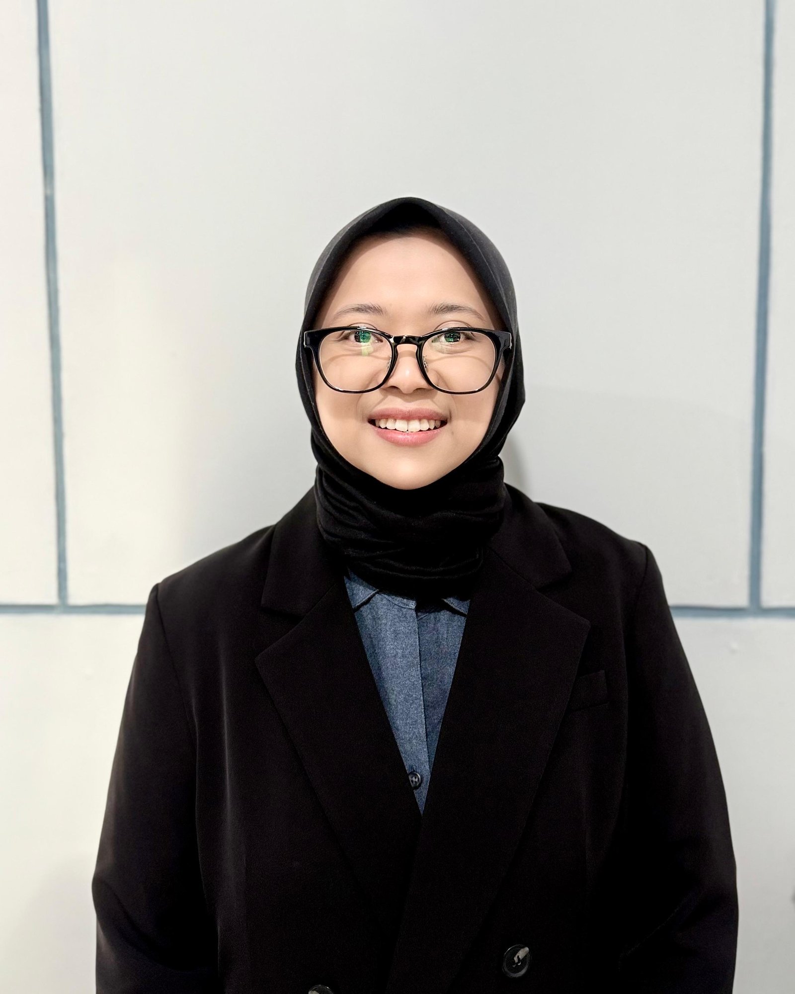 Dr. Sandra Amalia Ryadi, S.Si., M.Si.